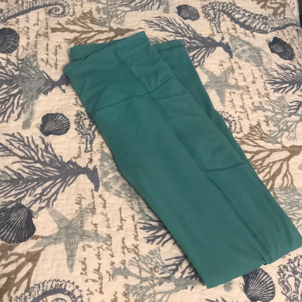 Victoria’s Secret Sport leggings